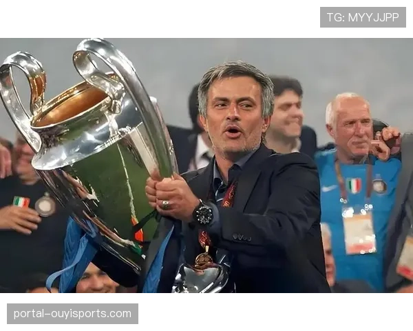 穆里尼奥执教本菲卡难追波尔图 葡超争冠形势明朗化 穆里尼奥执教本菲卡难追波尔图 葡超争冠形势明朗化