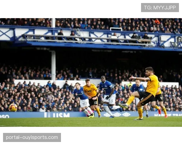 桑德兰1比1平埃弗顿,升班马惊艳跻身积分榜前四 桑德兰1比1平埃弗顿,升班马惊艳跻身积分榜前四