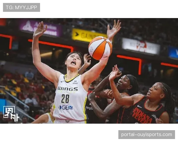 李月汝对阵狂热砍20分,创中国球员WNBA生涯新高 李月汝对阵狂热砍20分,创中国球员WNBA生涯新高